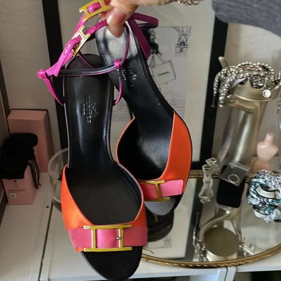 Hermès Cocktail Satin Slingbacks - Picture 5 of 8